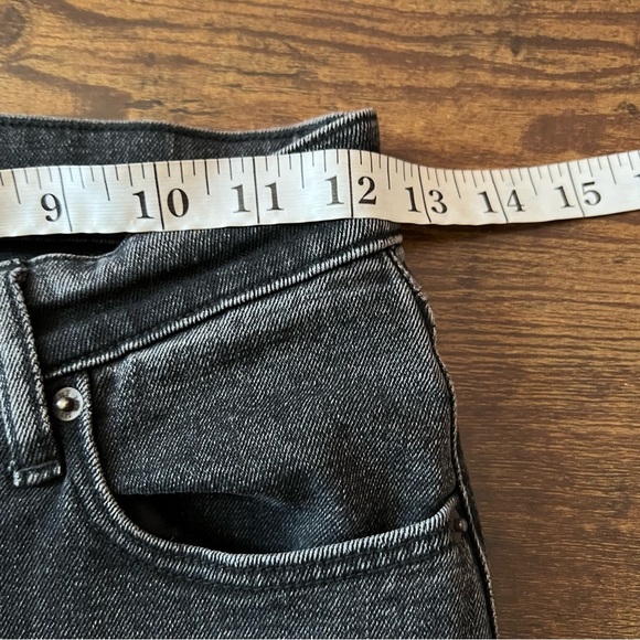 ABERCROMBIE & FITCH Curve Love Ultra High Rise 90s Slim Straight Jean Size 24 - Picture 4 of 12